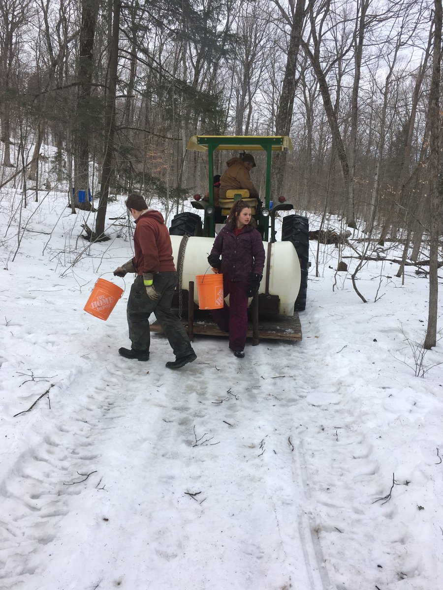 McFaulMark's tweet photo. Many hands makes light work #firstboil https://t.co/bjUbdAQw0G