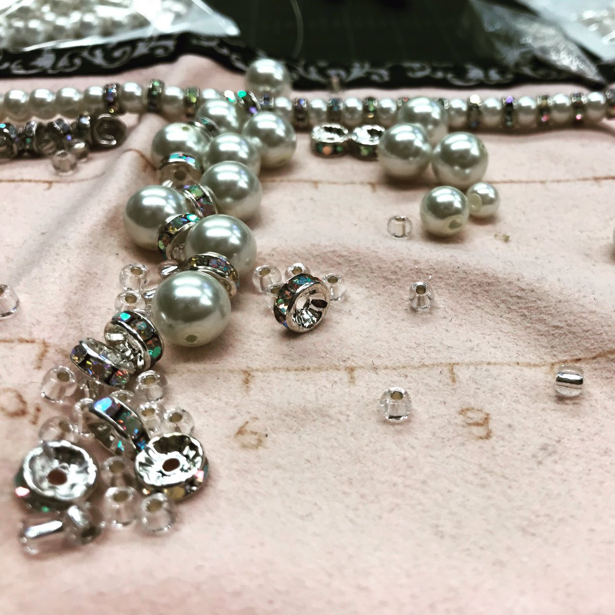 maddie_hagerman's tweet photo. My high school self would be so happy that this is part of my job @winterthurmuse #costumingthecrown #museumlife #objectsconservation #beading https://t.co/dLPBiESQVc