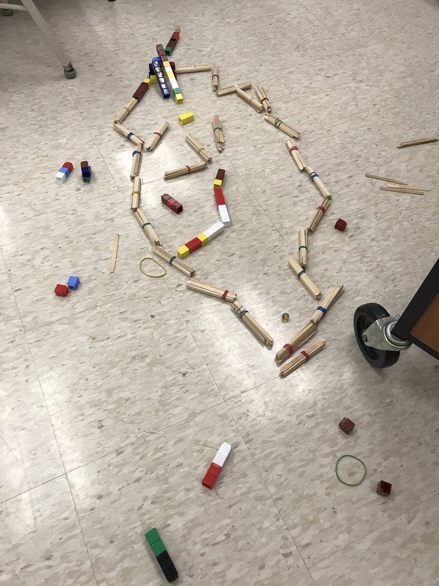 mrskiddinmaumee's tweet image. Made and tested wind 💨 powered mazes today. #wearemaumee💜💛 #stemlearningfun