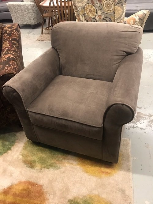 Mattresses1415's tweet photo. Spellbound Chocolate Accent Chair new and only at Mattress &amp; Furniture!
Zero Credit Financing Available!
Come in and see us or give us a call! 
1415 S. Council Rd., OKC, 73128
(405)792-2200 https://t.co/W0BjLn093x