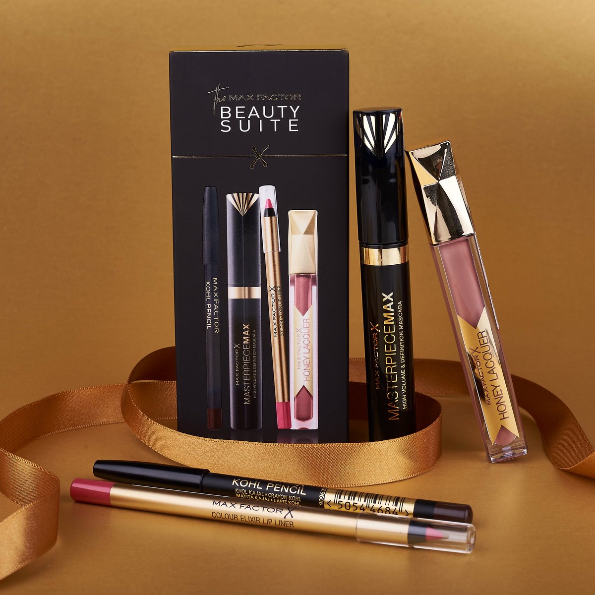 A gift from us, to you 💕 When you spend £15 on #MaxFactor in @bootsuk you’ll receive The Beauty Suite, a dreamy kit of party makeup essentials FREE 🙌✨ #MaxFactor #MakeupEssentials #FreeGift #Boots