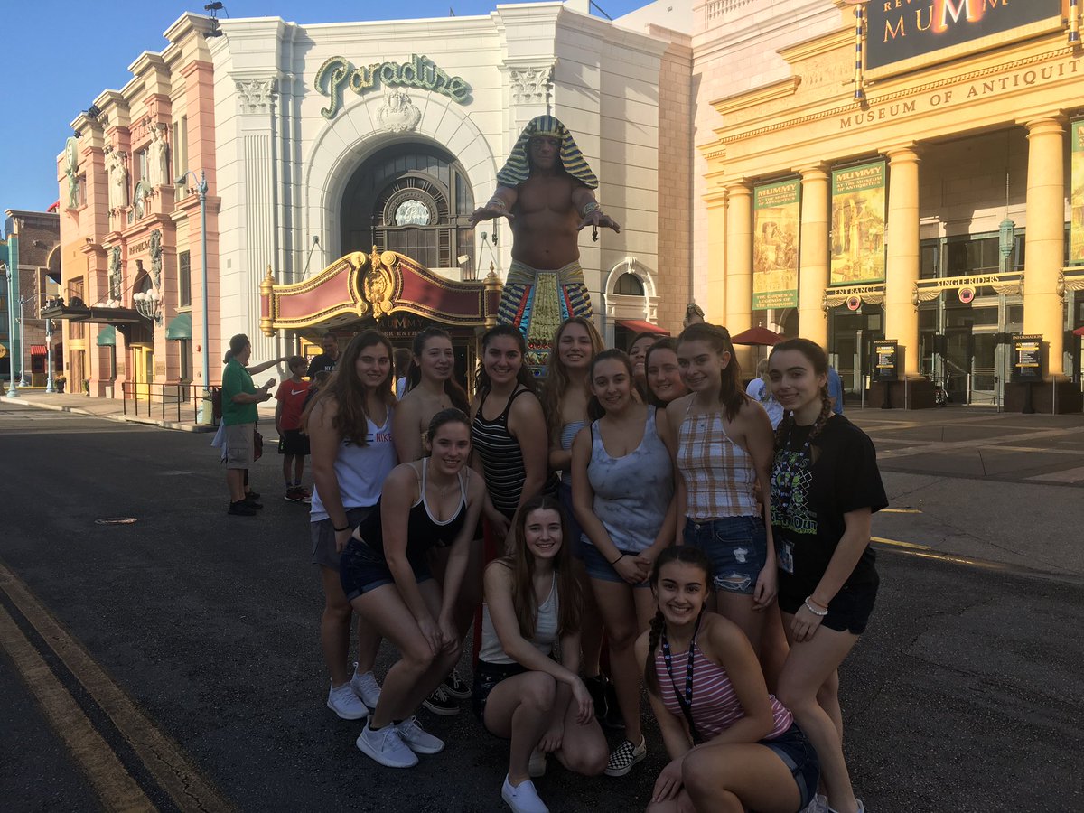 SOFTBALL TEAM HAVING A GREAT TIME IN FLORIDA!!!🥎🔶⬛️