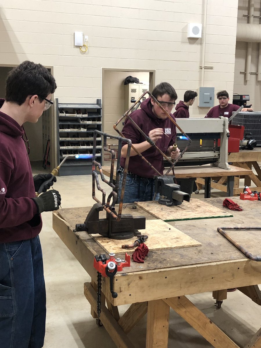 shelfeola's tweet photo. DCTS showcases CTE programs for Interboro School District staff!  @DCIU @DelcoTechHS @dciupd @Interboro_SD https://t.co/mRHVfOA7JB