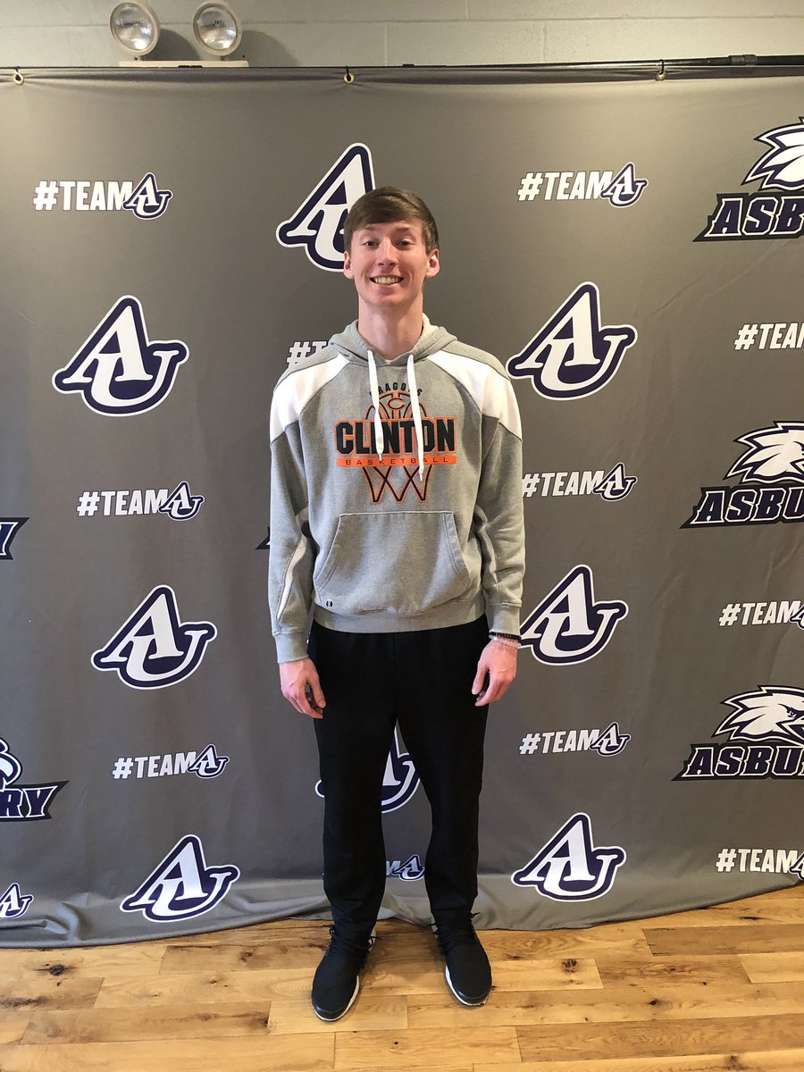 luke_harrison11's tweet photo. Great visit at Asbury today! #GoEagles 🏀 https://t.co/MWoRovkHED