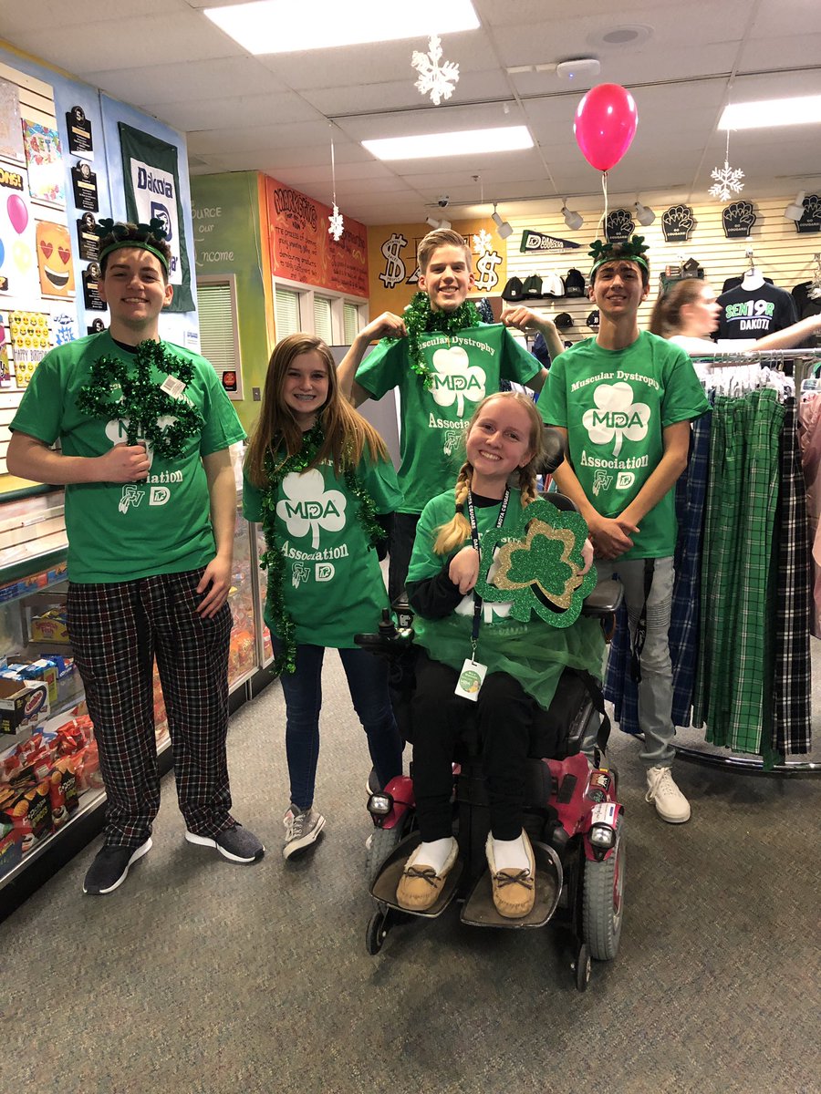 DHSCougarDen's tweet photo. ☘️☘️Thank you to everyone who participated in #GreenDay and helped support MDA☘️☘️ #MDA #MakeAMuscle https://t.co/KF34PoYdZ8
