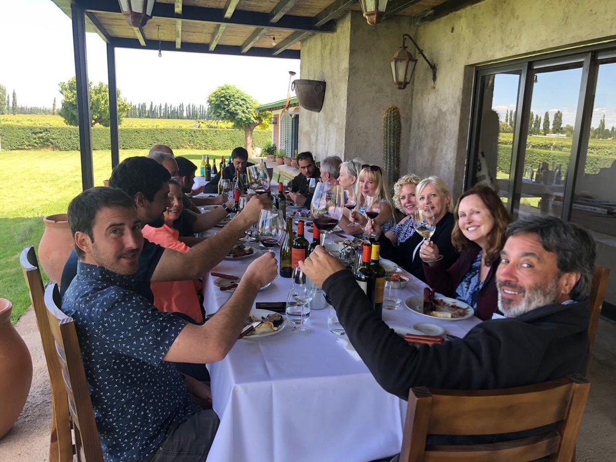 DuriguttiWines's tweet photo. Thanks to the entire group of North Caroline for visiting us at Finca Victoria this morning. Full harvesting!
@elixirwinegrp 
@TheWineFeed 

#Durigutti #FamilyWineMakers #LasCompuertas #Mendoza #Vendimia2019 #Harvest #wineelixir #FincaVictoria #WineLovers https://t.co/Gq1KXHV7EW
