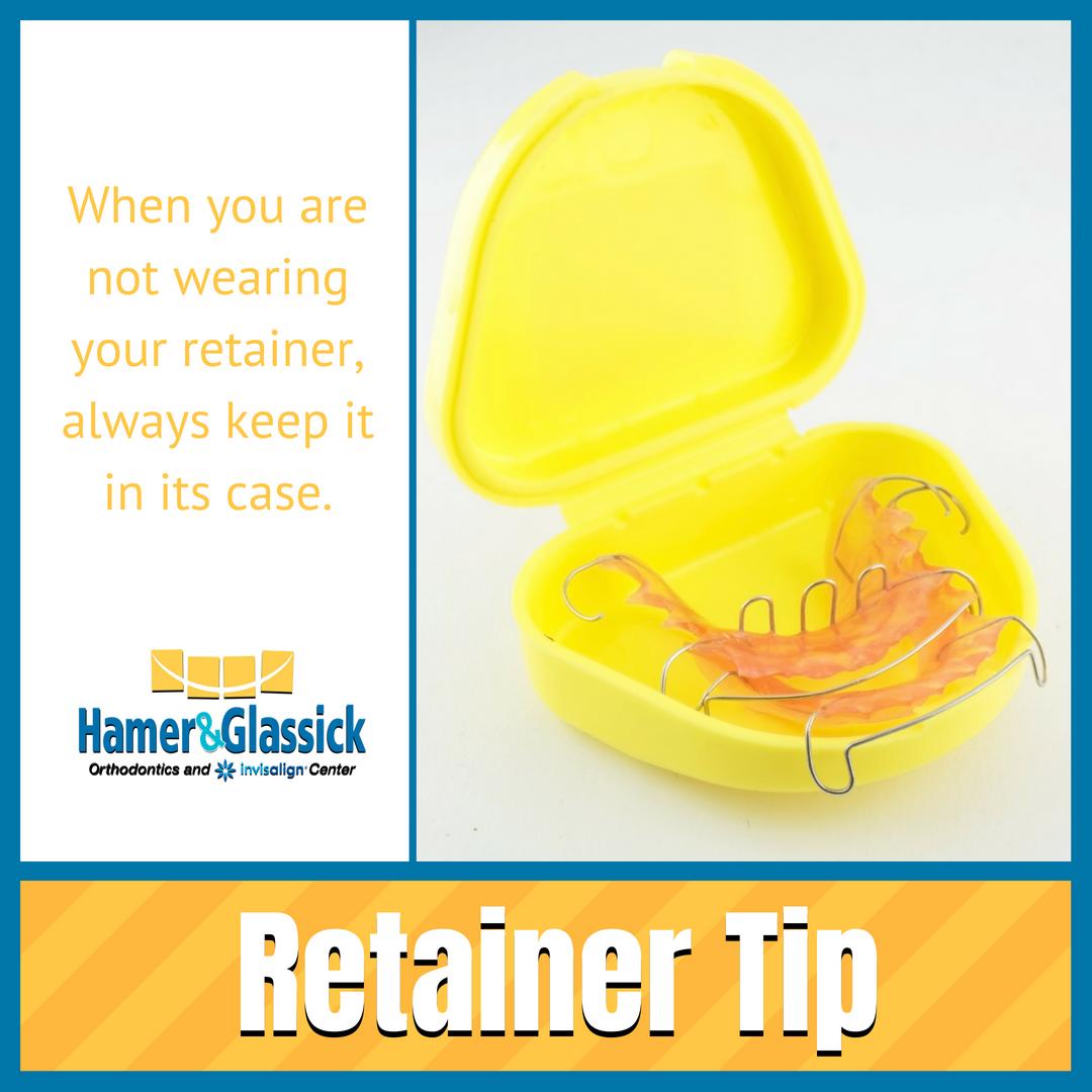 HamerOrtho's tweet image. Your retainers should only be stored in two places: in your mouth or in its case. It is so important to wear them to keep your teeth in place, and just as important to store them in their designated case for protection! 
#HamerandGlassick #RetainerTip