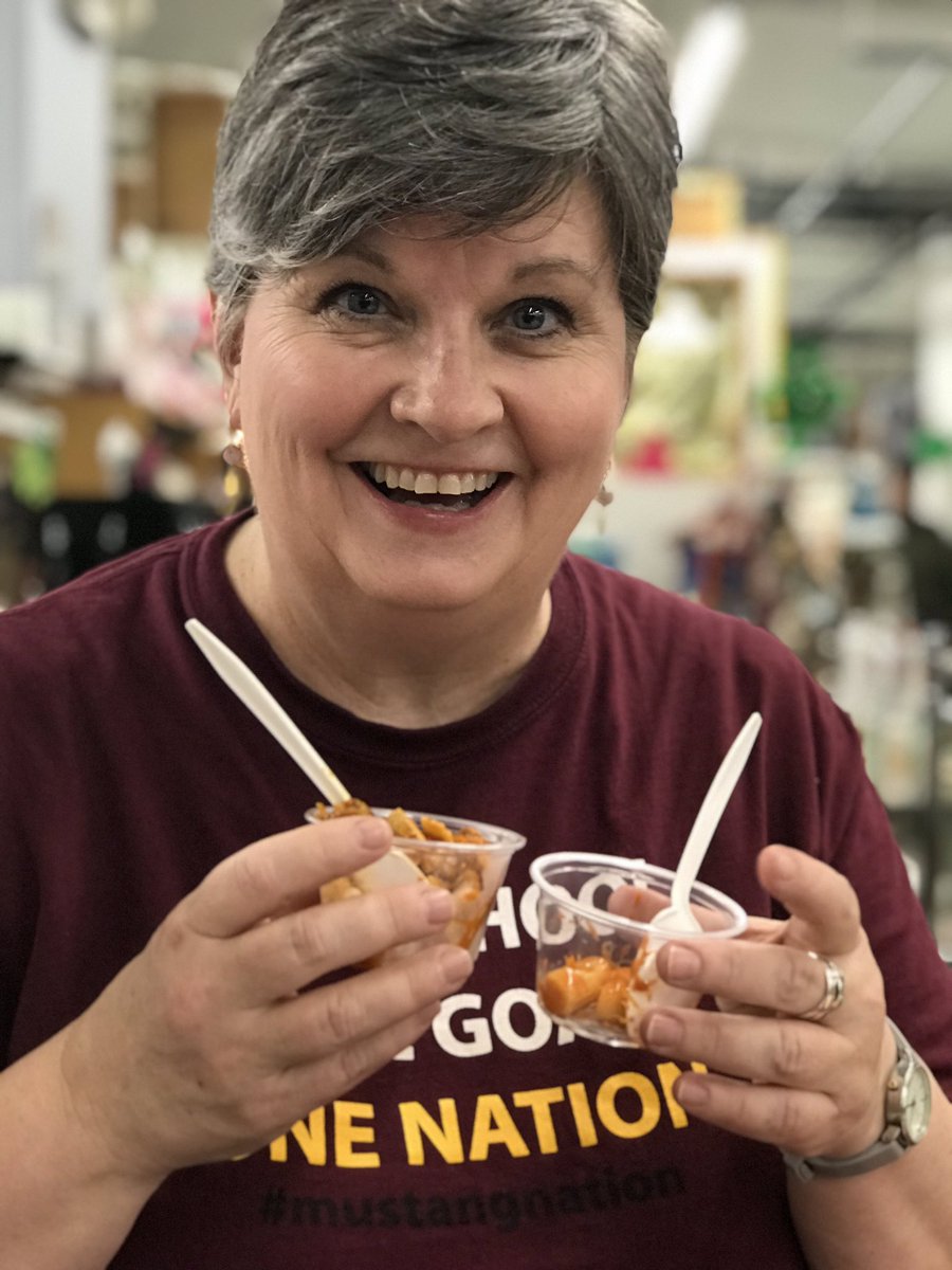 Mama Cho’s bringing the Korean Spice! You don’t want to miss this! All the money benefits GM MiniTHON. <a href="/GovMifflinSGA/">Governor Mifflin SGA</a>  #mifflinsd #chilimadness #GMminiThon19