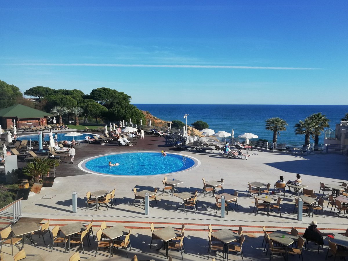 VaneMarmolejo's tweet photo. Desconexão e paz em Albufeira. 💆🏻‍♀️🧘🏻‍♀️🧖🏻‍♀️ 🌅🏖️ 💙 #FindesNecesarios #Relax https://t.co/n0sablGSjN