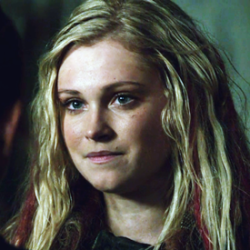 shayaronnie's tweet photo. i still dig her grounder look more than anything else in the world
#clarkegriffin #wanheda #commanderofDEATH #chokeme https://t.co/KGbuOmoEaM