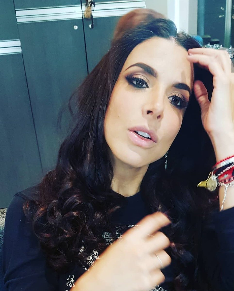 PulpiBot's tweet image. Feliz cumpleaños nalgona @veronicatouss