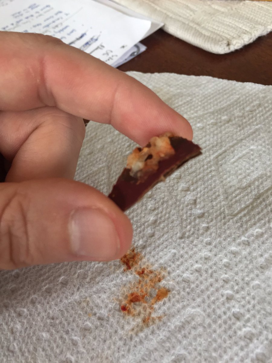 Hey <a href="/PapaJohns/">Papa Johns</a>, we appreciate the pi day BOGO offer, but we’d love it even more if you didn’t cook cardboard into the pizza! #NotCool #PiDay #TasteLikeCardboard