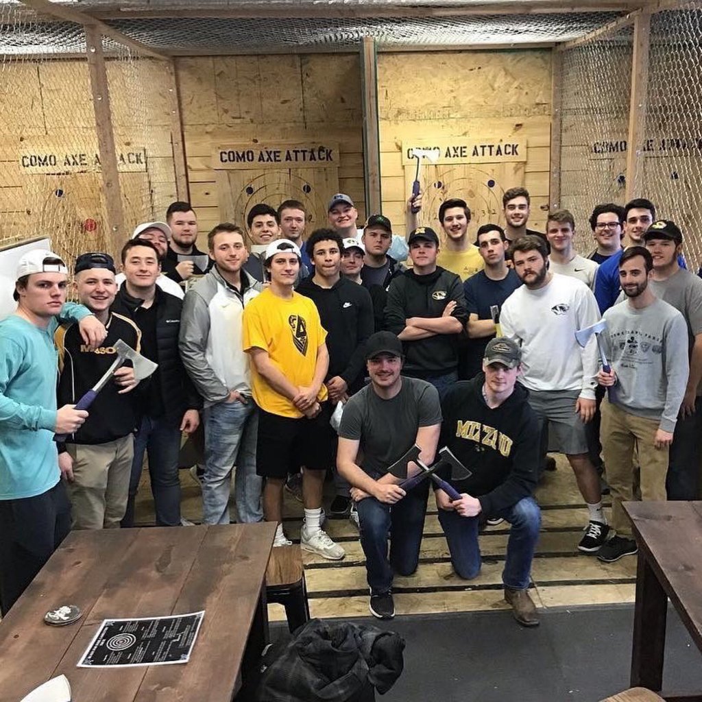 This brotherhood event hits the bullseye. The brothers of <a href="/MizzouDU/">Delta Upsilon - Mizzou</a> tested their axe throwing skills! #brotherhood