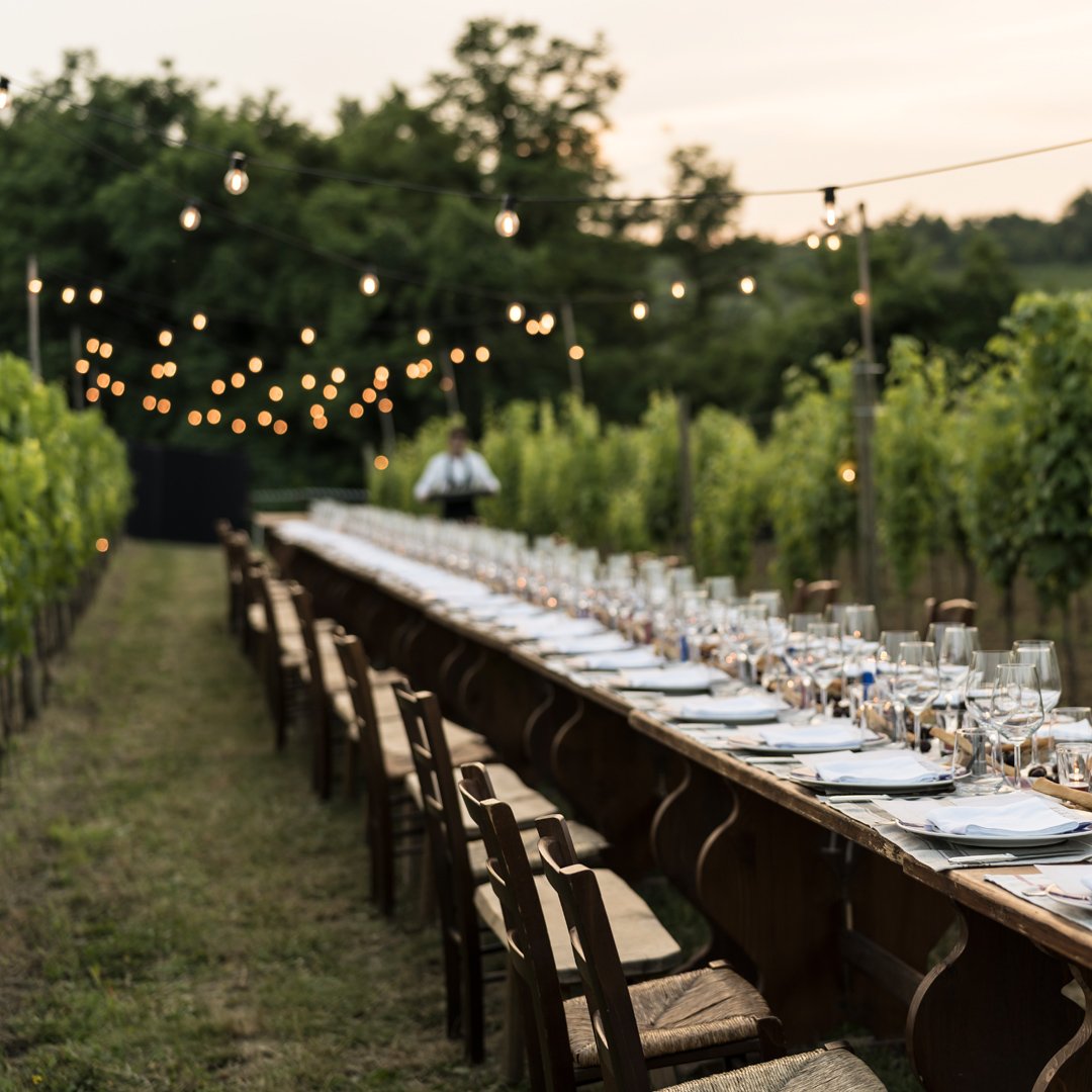 Italians celebrate the good life with good friends, good company and most importantly, good wine. 

How do you celebrate #LaDolceVita?

#TasteThePassion #DrinkItalian #ItalianWines 

Photo © Fabrice_Gallina2017