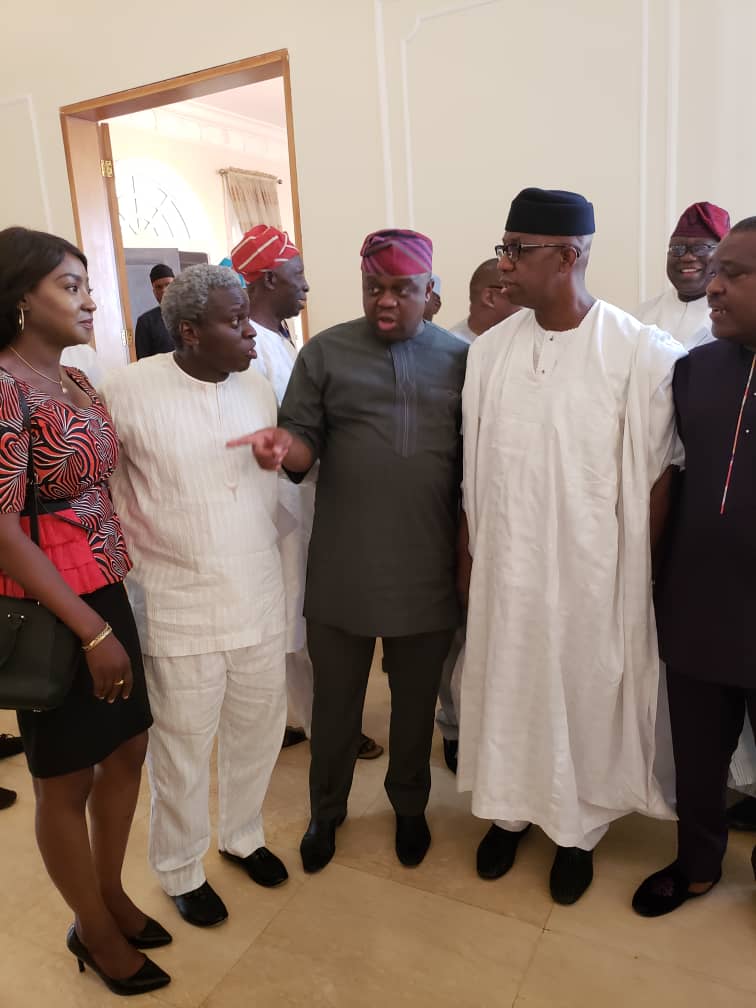 lanretejuoso's tweet image. Earlier this evening @OfficialAPCNg Ogun State met with the Governor-elect @dabiodunMFR.

#NextLevel #NextLevelConfirmed
