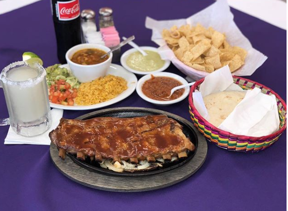 casitamexican1's tweet photo. We're your go-to spot 📍
But what's your go-to meal? 🍴
Tell us about it below! ⬇
.
.
.
#LaCasita #MexicanCuisine #Yum #Foodie #Delicious #TXFood #NavasotaTX #Authentic https://t.co/tbKBn3Dhkv