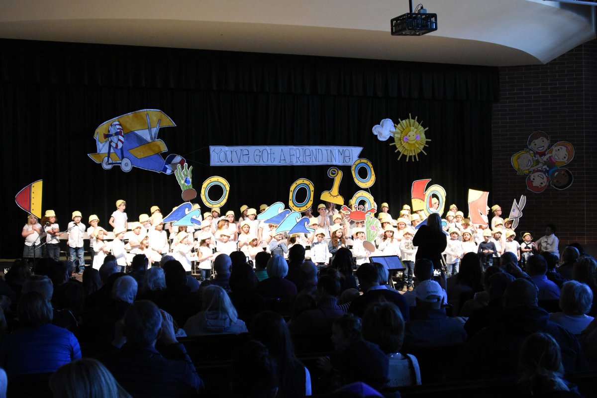 slcschools's tweet photo. Dilworth Elementary's Kindergarten students played to a packed house this morning. Their performance was fun and creative!
#SLCSD #uted @DilworthSLC https://t.co/LkyfVfS1eF