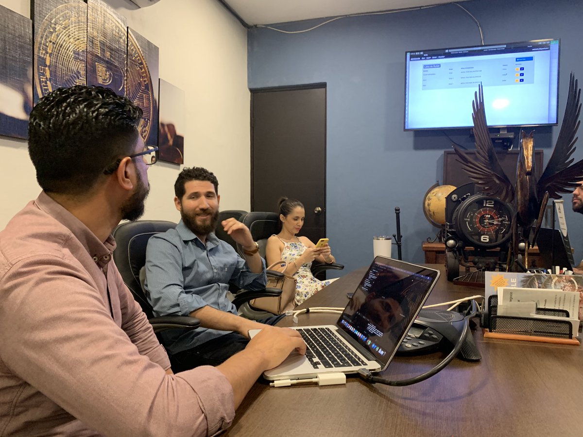 RaulSalas9's tweet photo. Analizamos el estatus de #MeetBus y se realizarán actualizaciones previas a la salida Beta programada para el 21 de Marzo. La plataforma para encuestas, publicidad y banners por género, edad y ruta está al 100%. Estoy sumamente emocionado... la parte comercial 🔥 https://t.co/akb6mQZ5cI