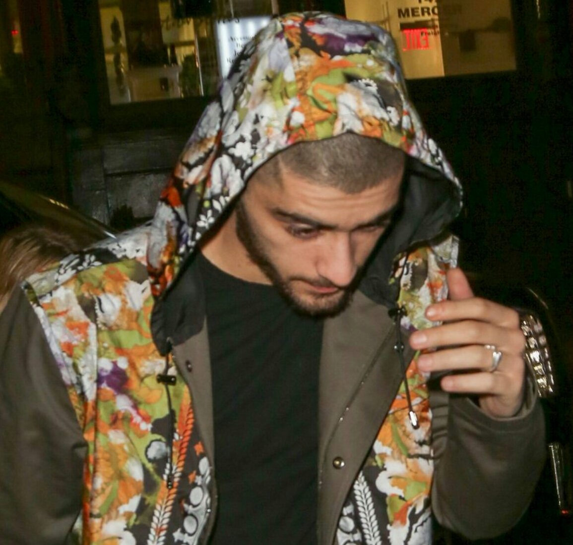 fataleffectzayn's tweet photo. Prove to Zaddy that we'll always be here for him. No matter what happens. 
He deserve a strong and loyal family
like us.

#ProudOfZayn
#Zquad https://t.co/J5fztmgx1v