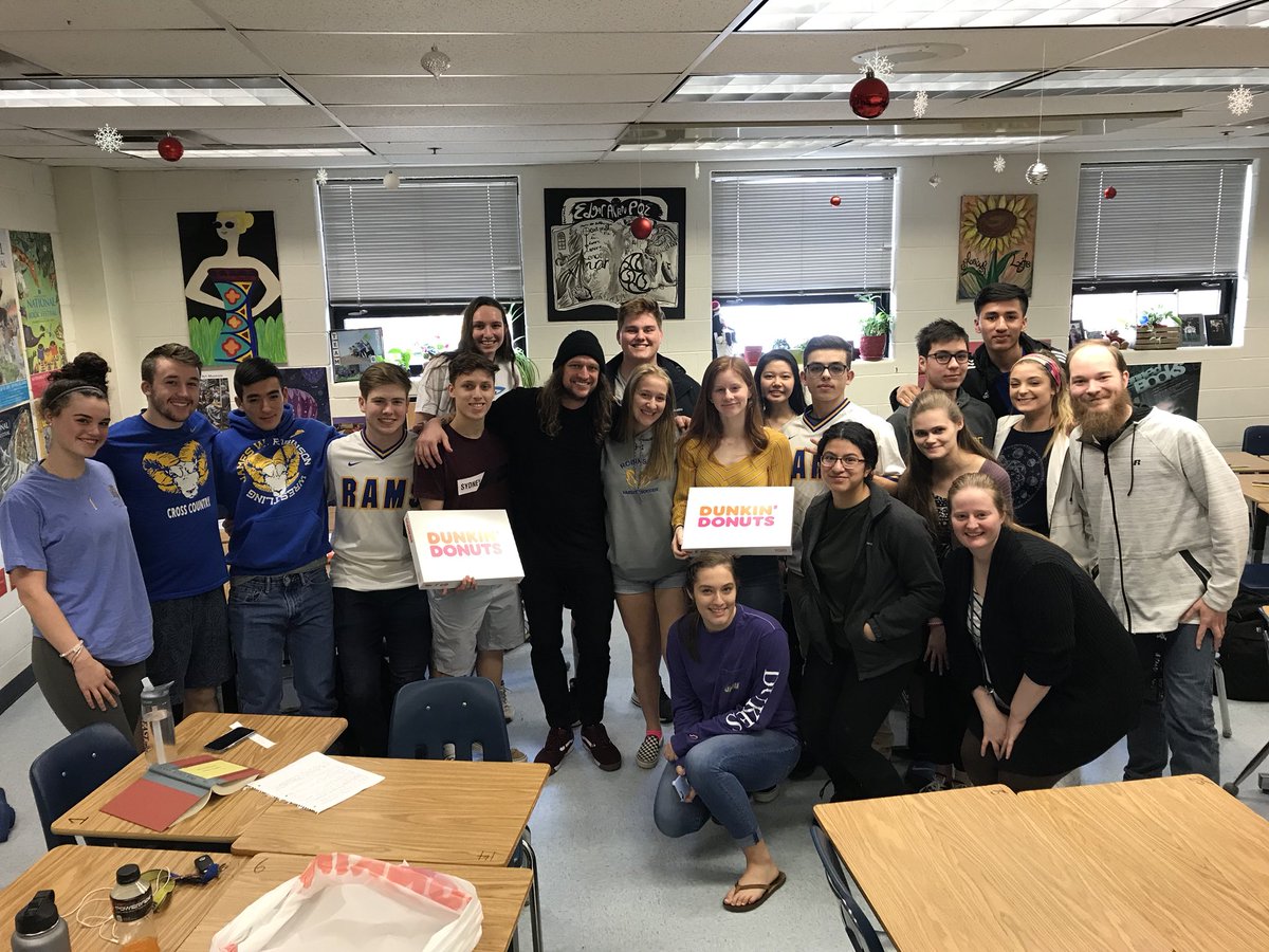 Ms. Tolan tweet media