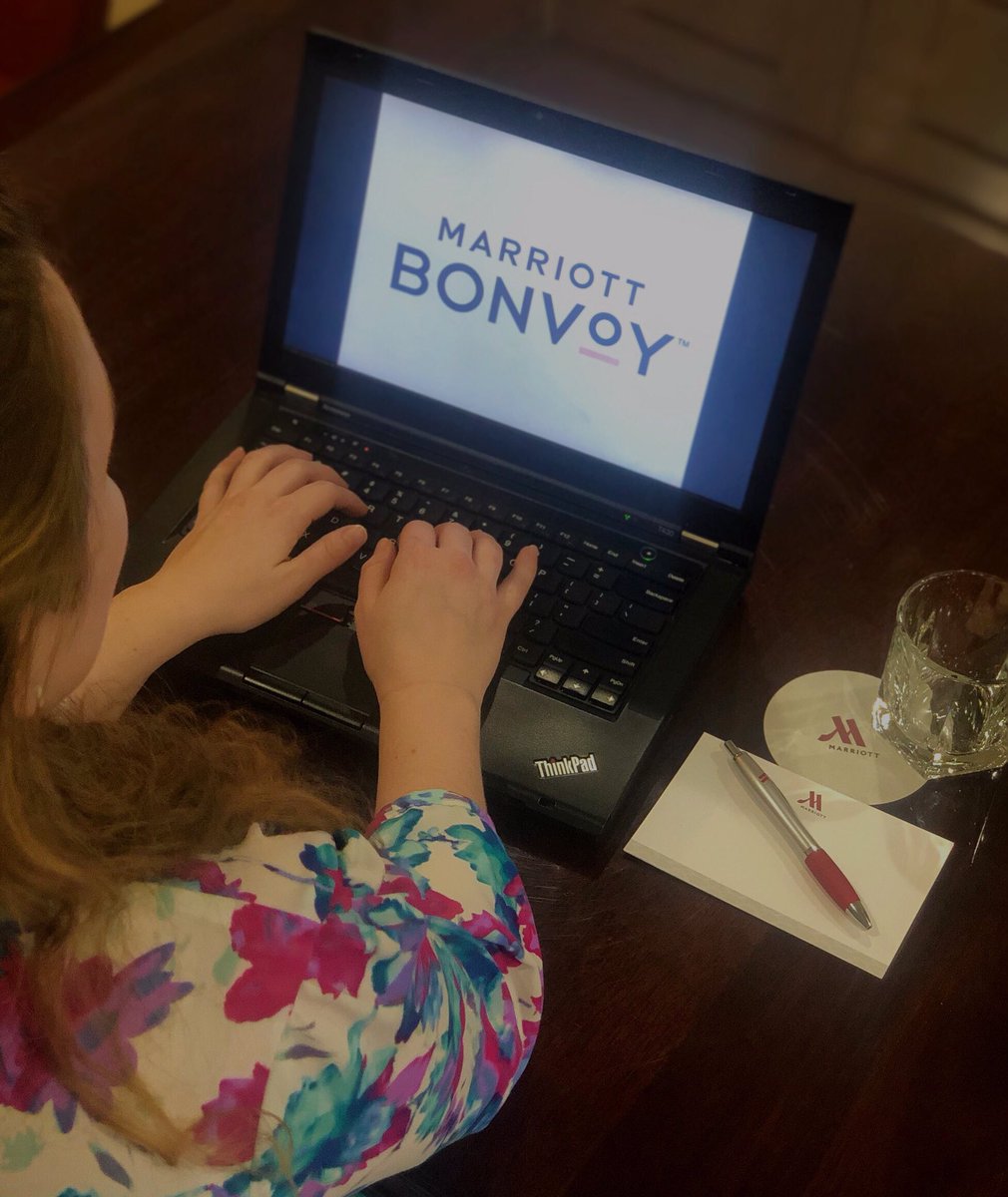 Book your next meeting in the heart SouthPark in our recently updated meeting rooms. Who knows maybe you’ll schedule a “meeting” with Lyndon, at our Rexford Park bar!!