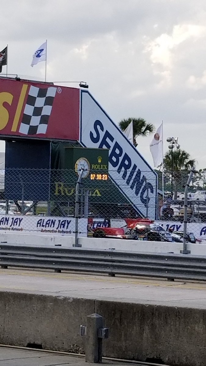 FormulaThoughts's tweet image. Hello from Sebring. #WEC