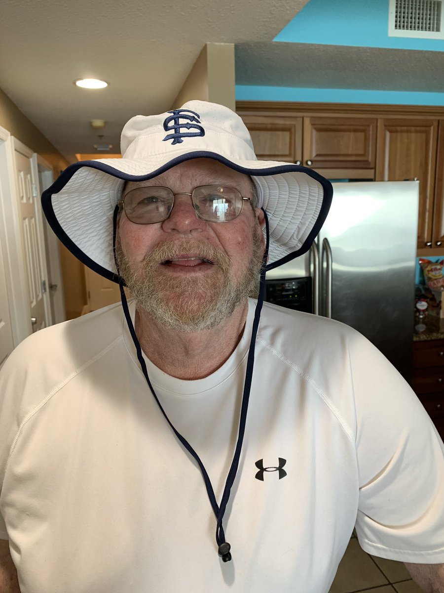 royalduke15's tweet photo. Congrats to my dad on his great report today. Enjoyed the trip, but the report today was even better. Maybe golf and the beach suits you. Keep swinging, we all love you. #craftfarms #gulfshores #nutsbaseball https://t.co/yLskTBrfkX