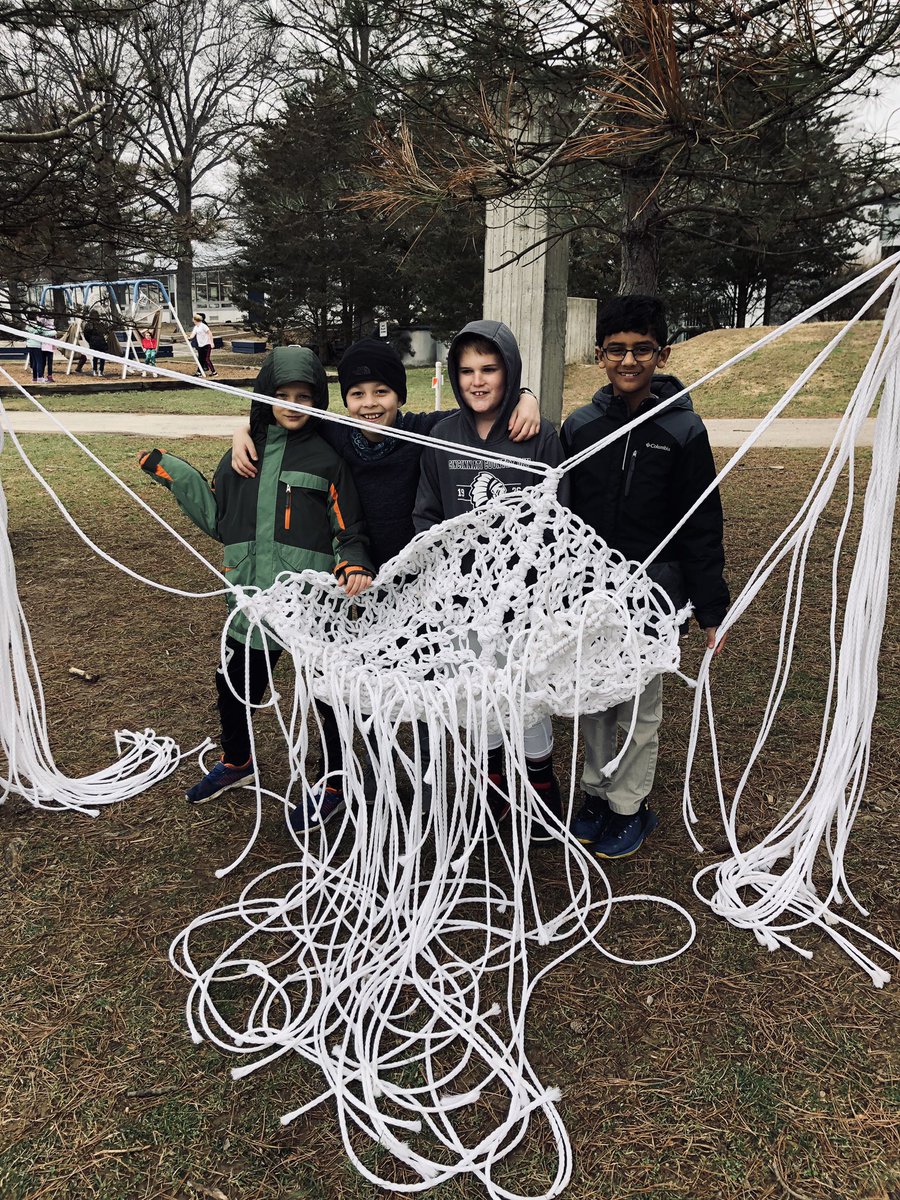 ElissaMichalski's tweet image. Such a great week! Hardworking student teams created 4 hammocks, with another one almost complete. So proud of the perseverance these 3rd and 4th graders displayed this week. @natur_xperience @CountryDay #CCDX2019 #ccdslearning