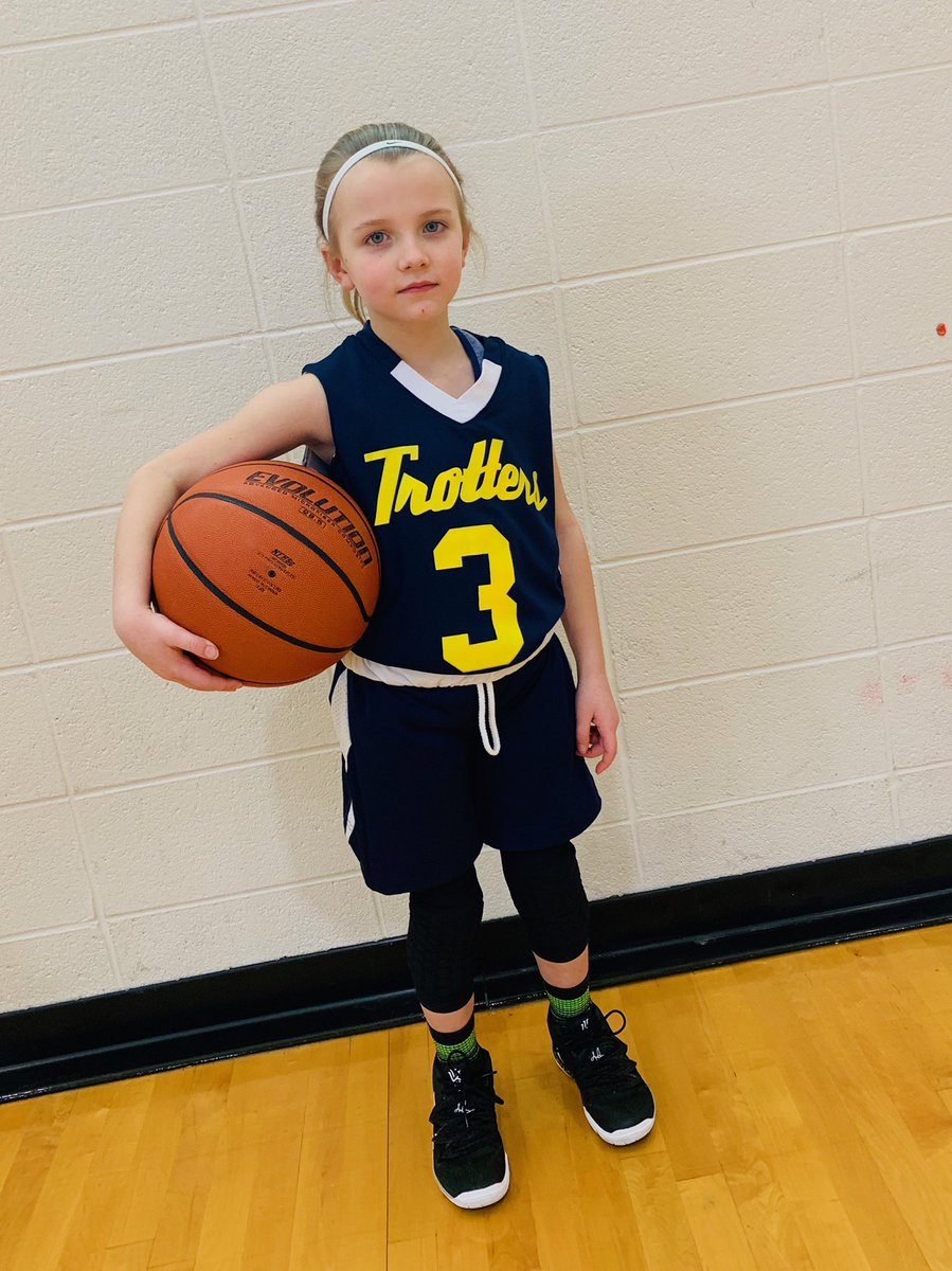 1man3ladies's tweet photo. Hey @DaleJr. There’s only 1 reason she wears this number. #goat #dalesenior #three https://t.co/6Nhm8HLqzG