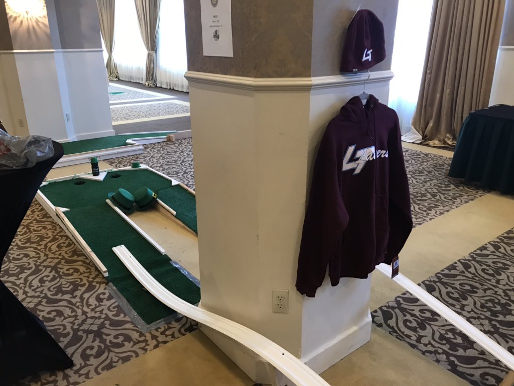LT_Interact's tweet photo. Decorating for mini golf!! ⛳️🍀🏌🏼‍♀️ https://t.co/MvXTJiPH3A