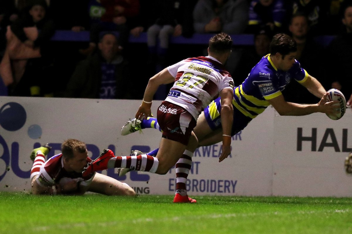 WarringtonRLFC's tweet photo. A strong opening 40 minutes from the lads! https://t.co/jKm6EvKssn
