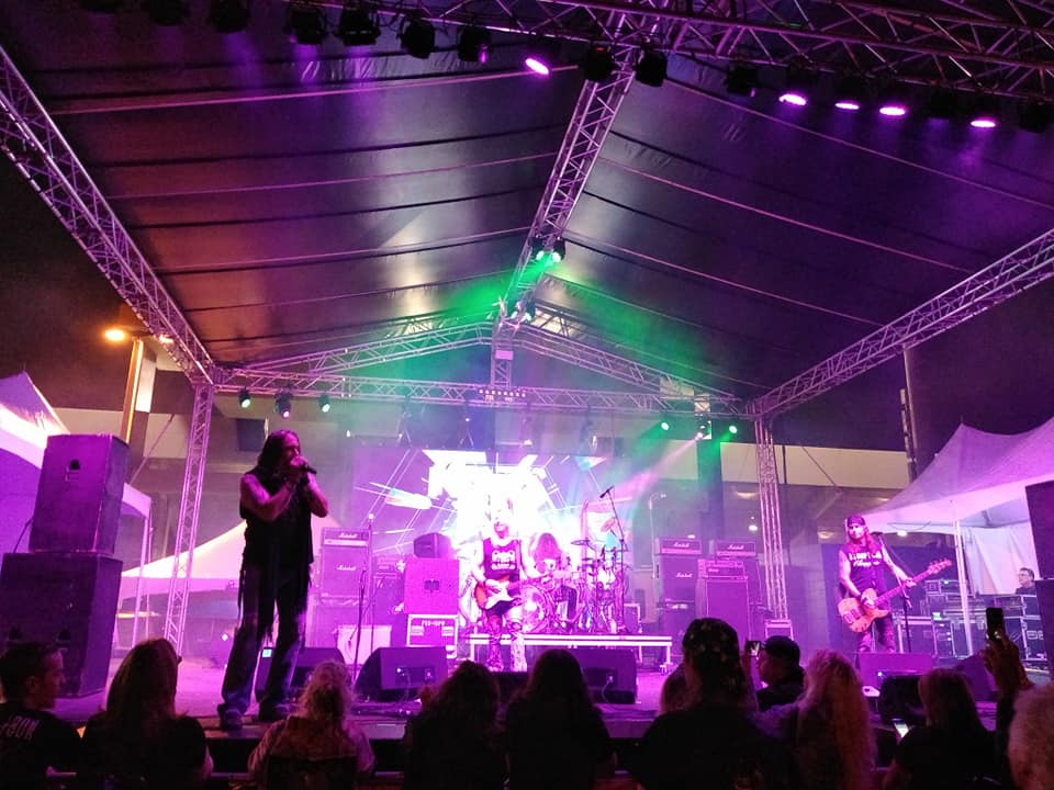 DaytonaStadium's tweet photo. Last night was AWESOME! Why miss tonight with BULLETBOYS and Quiet Riot? Upgrade your free GA to ⭐️VIP STATUS⭐️ and get free parking, priority seating, drink tickets and more! https://t.co/VrAfTo9e5U️ https://t.co/RGRnN1Qdn9