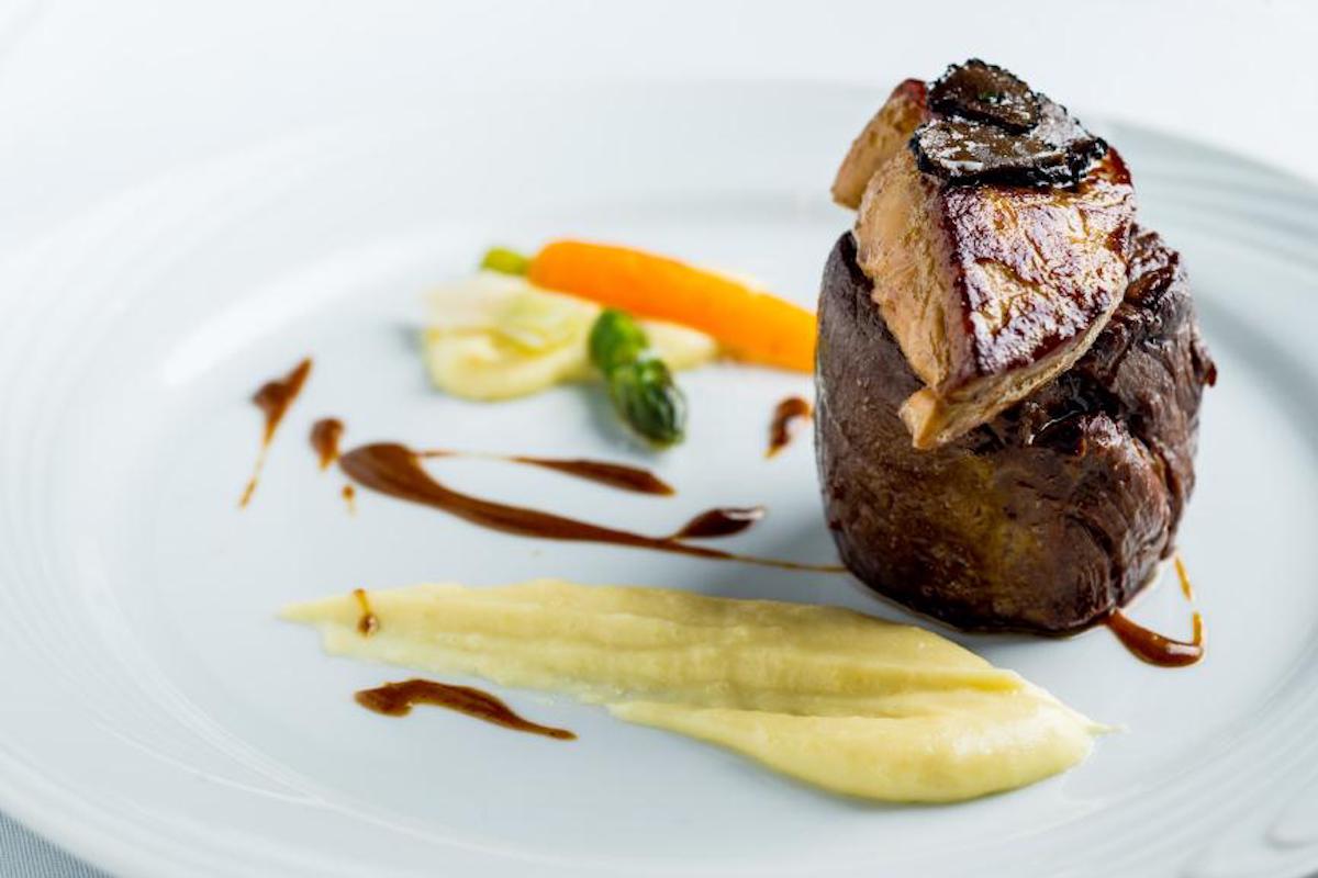 myvancity's tweet image. Have you booked your table for #GoodFrance on March 21? Partcipating restaurants are @TableauBistro @StLawrencevan @ProvenceMarina Le Crocodile @FaubourgBakery origo club @verreyvr Bouchons Bistro @V1Y1K9 
@good_france @ConsulatFRAVan #goodfrancevancouver