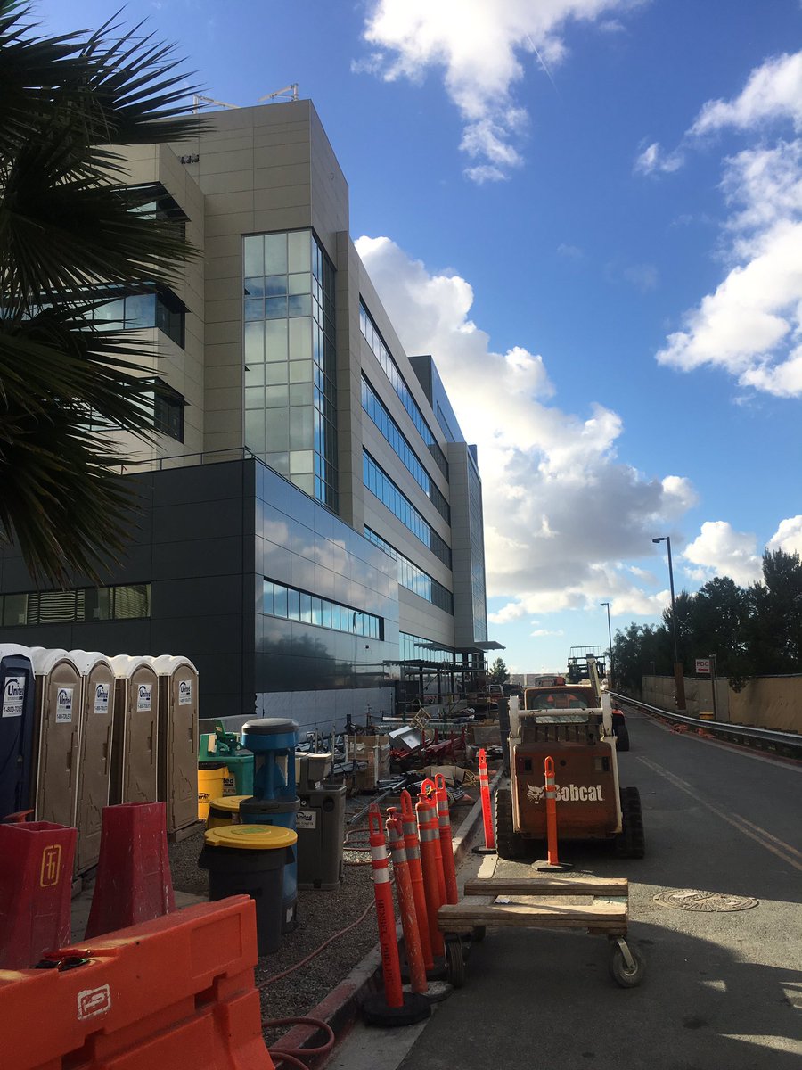 CecilShelton1's tweet image. Blessed to see the Vision of our leaders @sharphealthcare become  reality New #SharpChulaVistaTower countdown. View from the top #SharpShares #GrowWithUs @SharpCareers