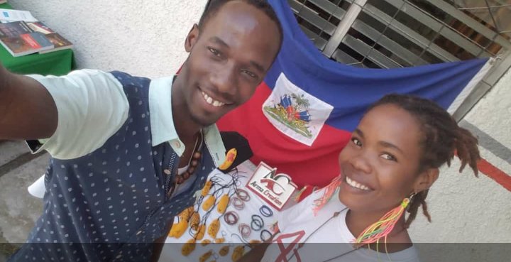 ArmaCreation's tweet photo. 3e édition PAWOLI
 #Arts
 #Culture
Arma Creation
Gonaives
📷 :  James Exceptional https://t.co/y91d0Gl6bT