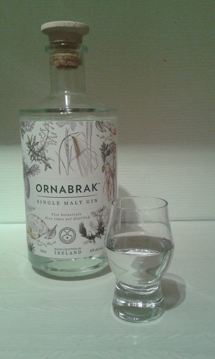 skyprincesslexa's tweet photo. @whiskeytalk2U @thatsdramgood @Redbreast_US @IrishDistillers @GerMidleton @mikeofmidleton @AKeane83 @daveswhiskey @whiskeyfodder @Lynch_kinsale @IRLWhiskeyStout @whiskycast @clondistillery @SeanScully1994 @ClonakiltyBrew @clonakilty @cb_phil @craig1scotty @TheIrishWino @MaltMusings @whiskeyfinesse @thewhiskeyguy1 @Mike____kelly also on the #gin or #singlemalt well #singlemaltgin 😂 #ornabrak https://t.co/e6Z8SOsGgS