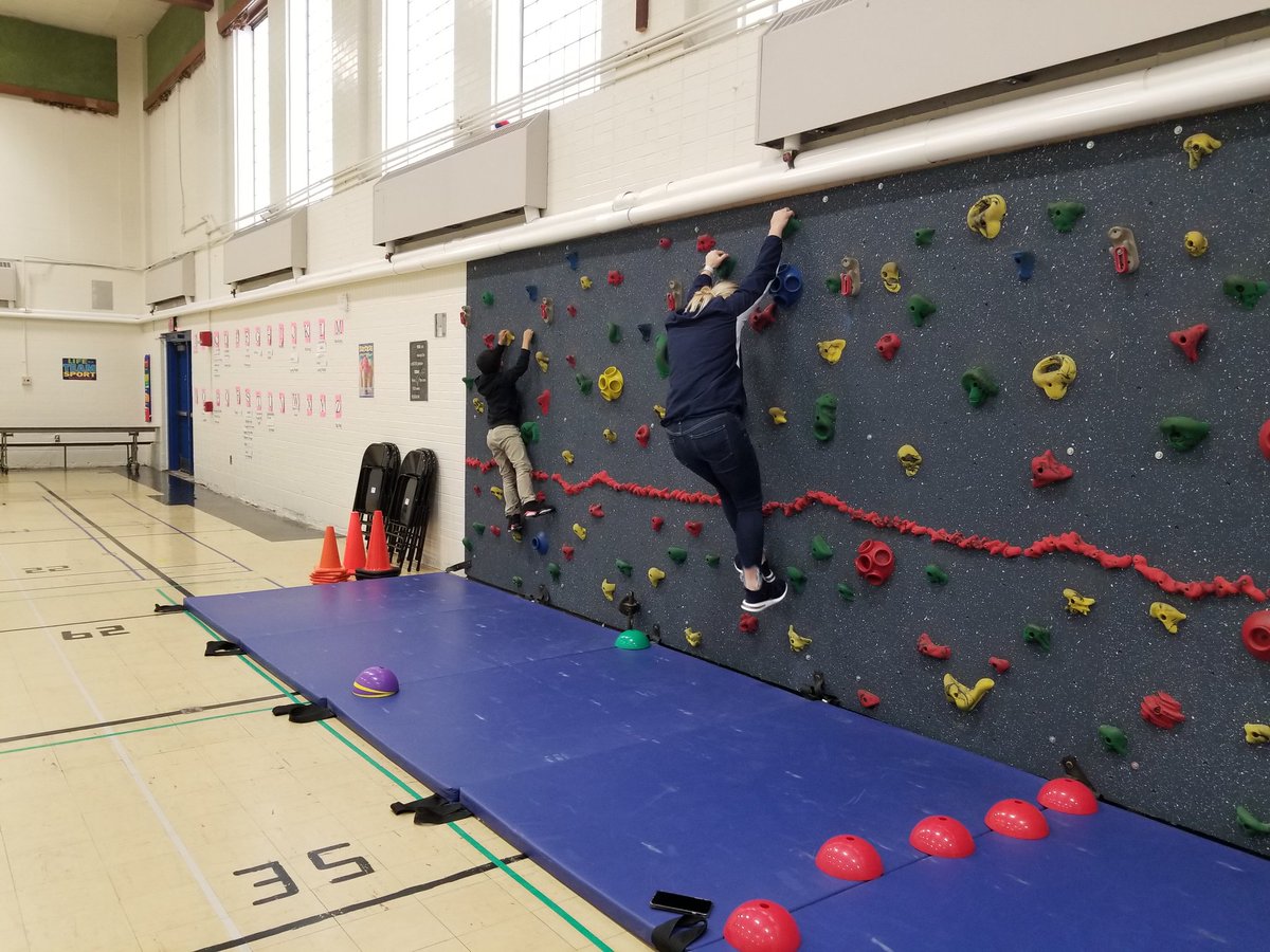 Special Guests from Goldey Beacom College Today! Athletes from the various Women's Teams. They spent time with students and few even tried our climbing wall! <a href="/BaltzBears/">Baltz Elementary School</a> <a href="/baltzprincipal/">Amy O’Neill</a>