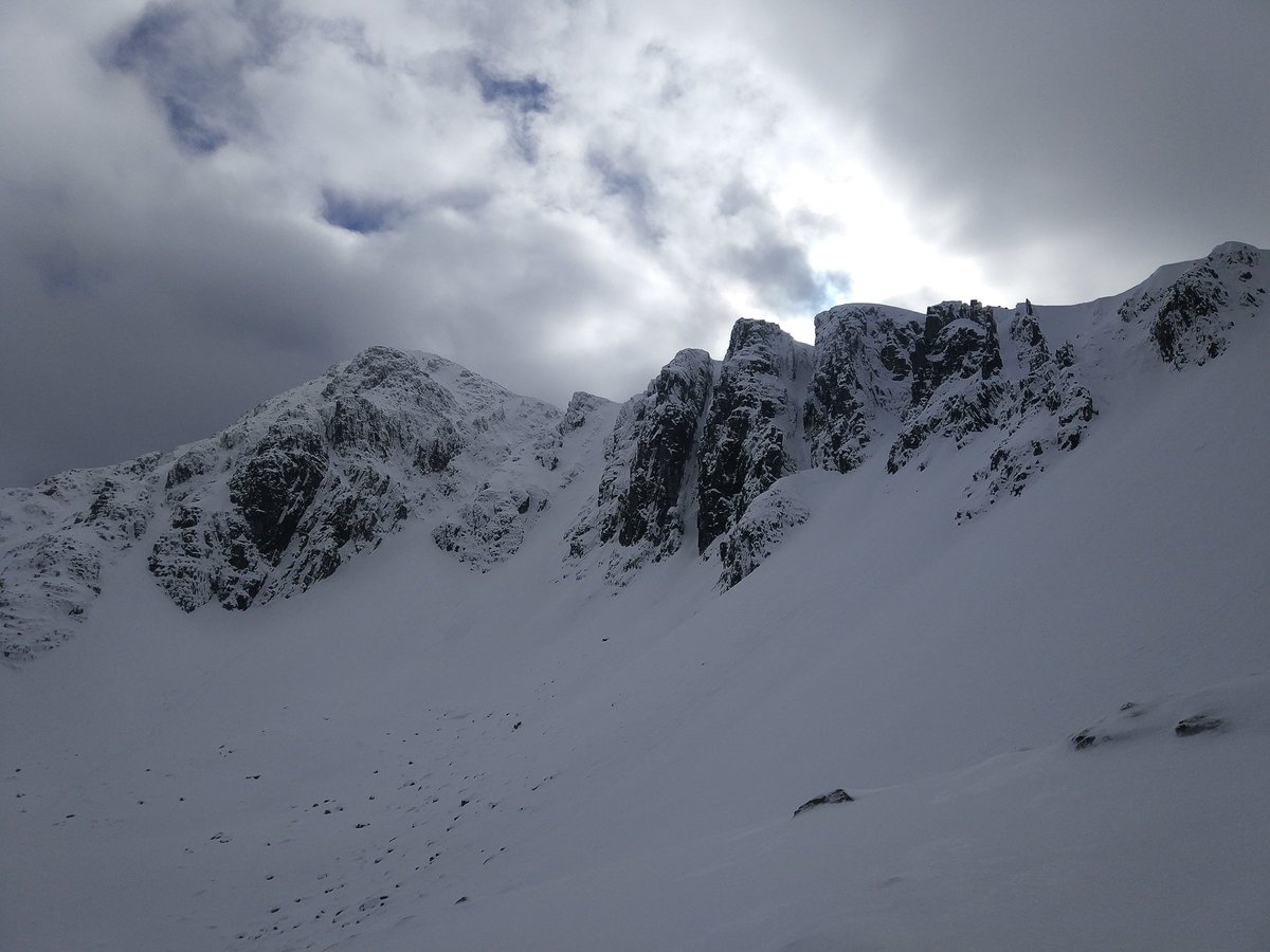 Ken Applegate (@westcoastguides) on Twitter photo Raeburn's Route, Stob Coire Nan Lochan: Good from afar, far from good. Still good fun though!
westcoast-mountainguides.co.uk/cosmetic-snow-…
<a href="/lowealpine/">Lowe Alpine</a> <a href="/the_AMI/">The AMI</a> #scotwinter <a href="/Trollclimbing/">Troll Climbing</a> #glencoe Raeburn's Route, Stob Coire Nan Lochan: Good from afar, far from good. Still good fun though!
westcoast-mountainguides.co.uk/cosmetic-snow-…
<a href="/lowealpine/">Lowe Alpine</a> <a href="/the_AMI/">The AMI</a> #scotwinter <a href="/Trollclimbing/">Troll Climbing</a> #glencoe