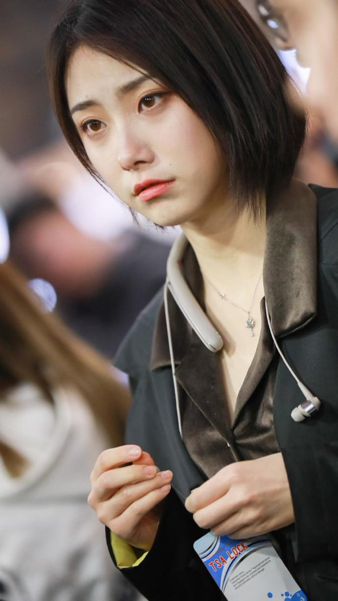 wangshimengpic's tweet photo. 20190315

#SNH48 #SHY48 #王诗蒙 https://t.co/gbOSxRq37C