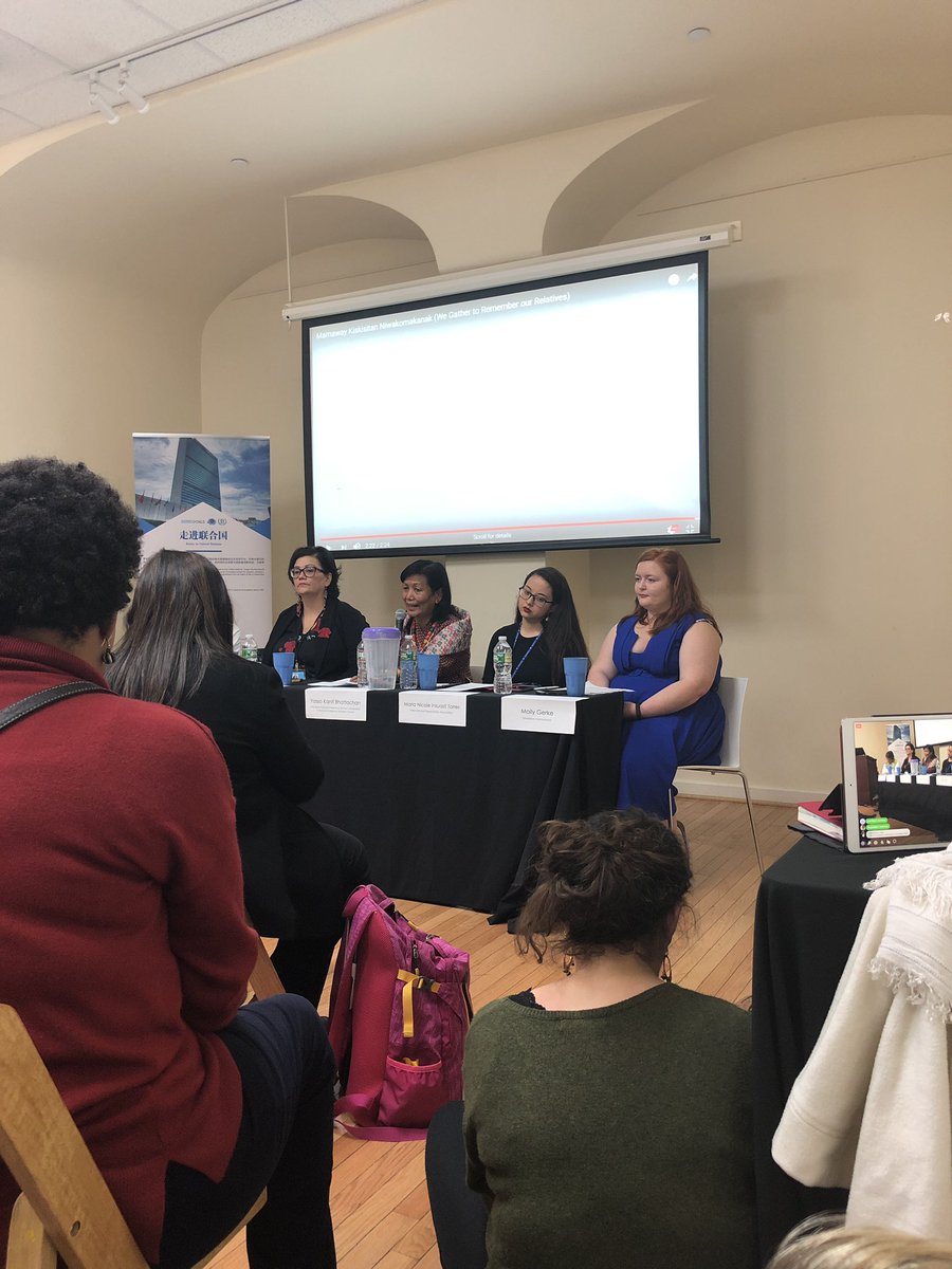 carolbigocean's tweet photo. Session on murdered and missing Indigenous women and girls, “we are overpoliced, and under protected.” https://t.co/yDXGfdXjl4