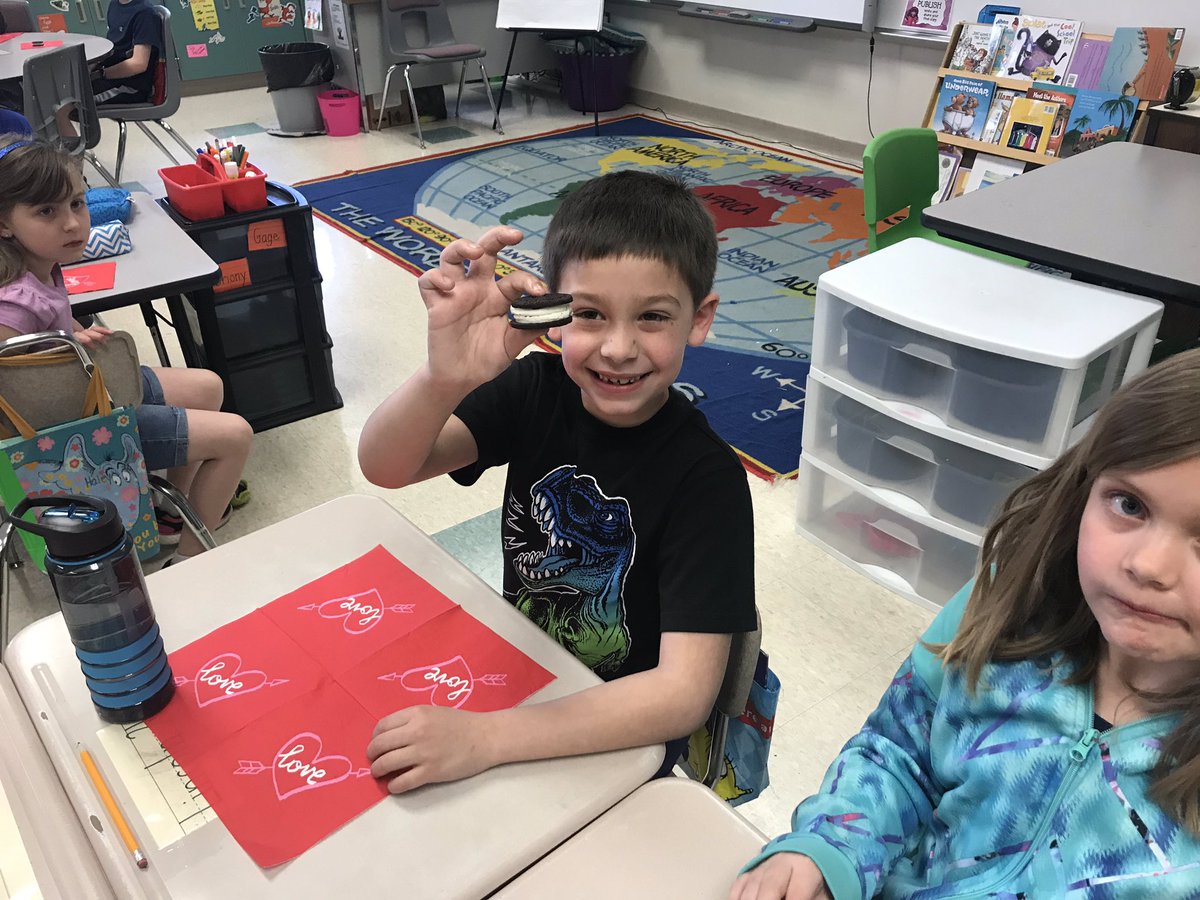 Mega Stuffed OREO’s remind us that our opinion writings need: Opinion Reasons Examples (at least 3 of each... hence MEGA Stuffed 🤪) and should end by restating the original Opinion! #TeamSME #WeAreNorthern