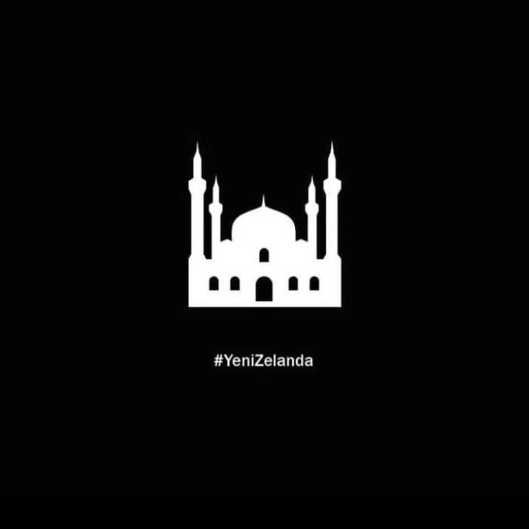 Müslümanlara yapılan bu Haçlı Terör saldırısını lanetliyoruz. 
Christchurch/Yeni Zelanda

We condemn the Crusader Terrorist attack on Muslims.
Christchurch/NewZealand

#muslim #terrorism #christchurch #newzealand #yenizelanda #newzealandterroristattack #islam