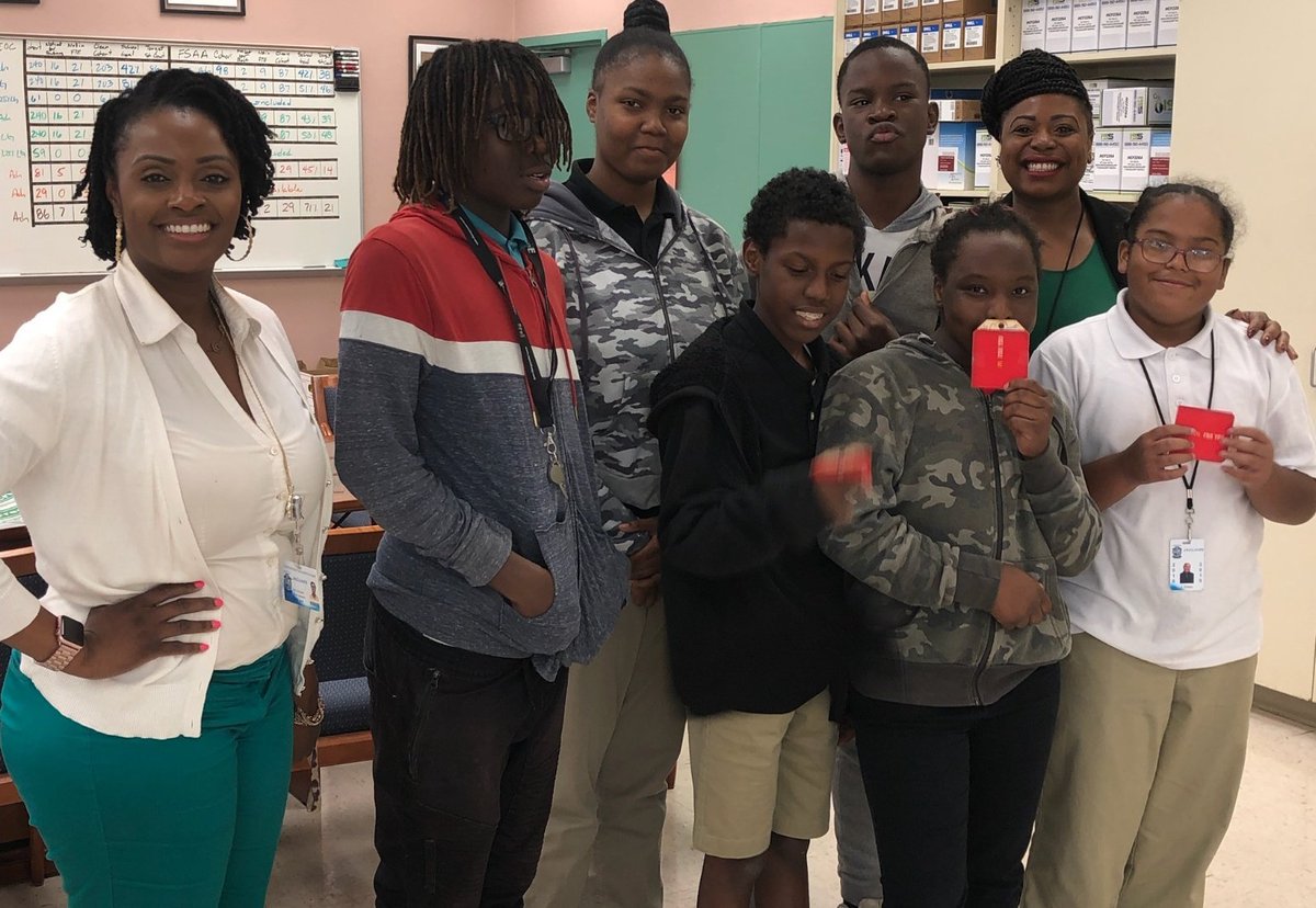 TJJaguars's tweet image. The 9th week winners. @TJJaguars receiving $10 gift cards for completing more than 3 lessons on iReady Reading and Math and more than 3 workspaces on MATHia #Week9Challenge @MDCPSNorth @MDCPSDAS @NROSup @NROPierre_Louis @verenanro #MyiReady @CurriculumAssoc @carnegielearn