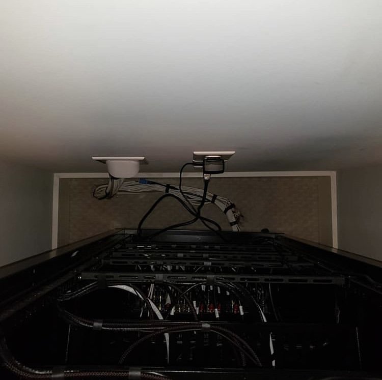 LuxulCorp's tweet photo. Feature Friday coming to you with this pretty intense before and after by Greg Gerber of @magnoliaav! Thanks for always sharing your awesome installs with us, Greg!
#luxul #legrand #tech #news #business #av #CEPro #sandvc #avtweeps #avpros #thetechrep #IBS #CEDIA #magnoliaav https://t.co/OYQKovUc41