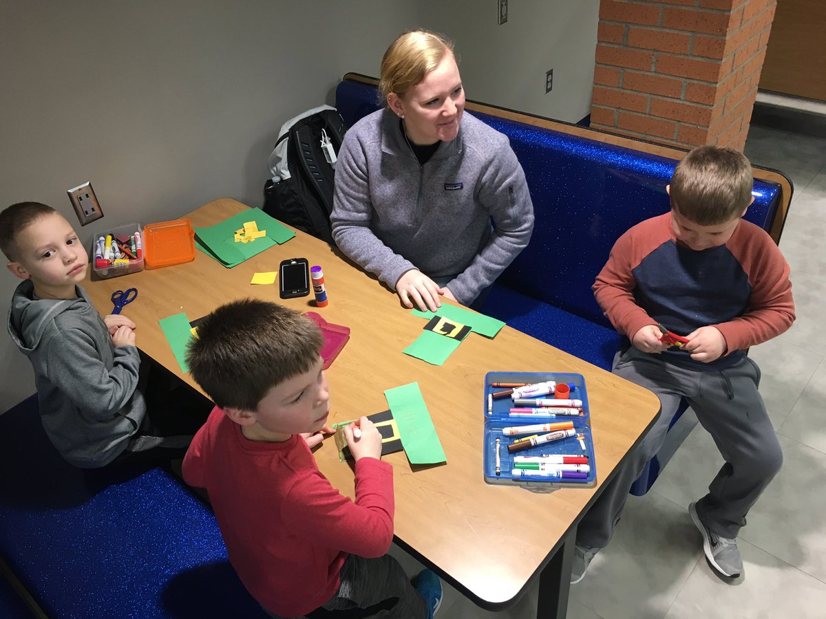 JWPFACS's tweet photo. Big Buddy Little Buddy St. Patrick’s Day FCCLA Activity #ISD2835 https://t.co/SlLpqbd677
