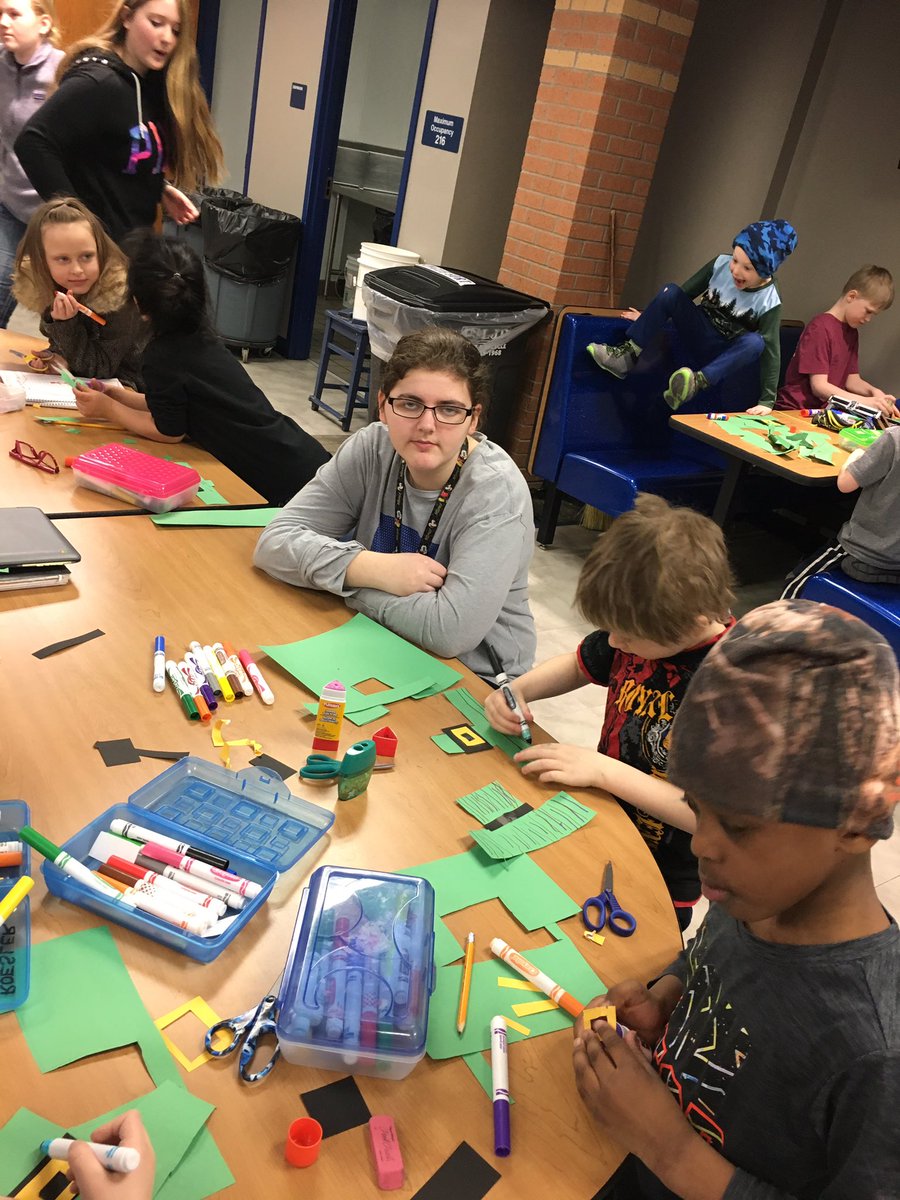 JWPFACS's tweet photo. Big Buddy Little Buddy St. Patrick’s Day FCCLA Activity #ISD2835 https://t.co/SlLpqbd677