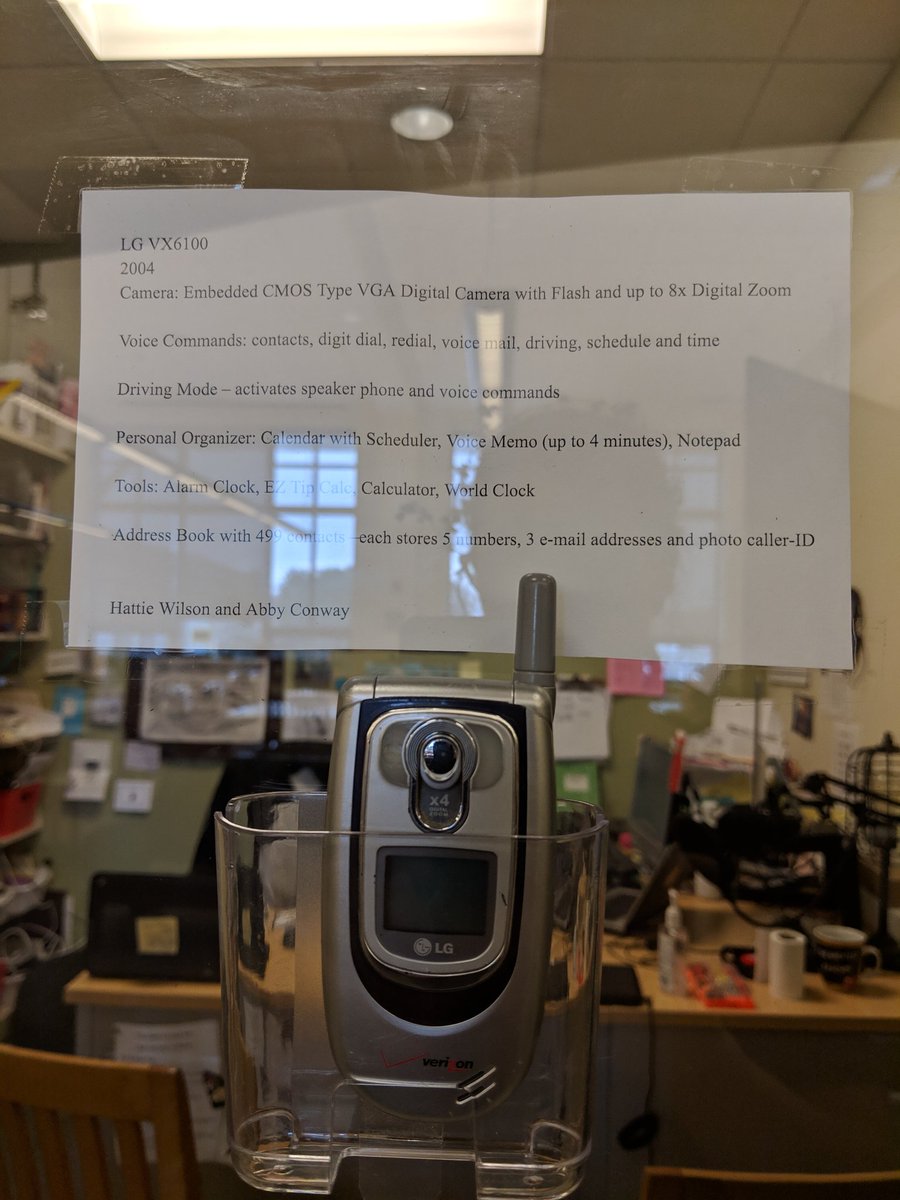 METechTeam's tweet photo. Students researched old phones  - before touch screens.  They got to feel the pain of texting before integrated qwerty keyboards.  Here is our "museum." #edtech https://t.co/4b6xg5Z4jA