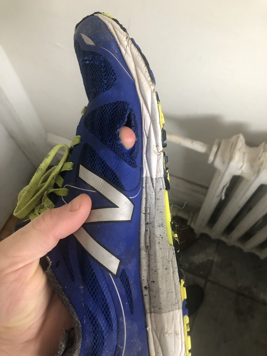 mrbgerhart's tweet photo. Hey @newbalance, these #1500v2s have treated me super well. Is this supposed to happen? Holes in the same spot on both shoes... crazy! #timefornewshoes https://t.co/8SGpPiAnOg