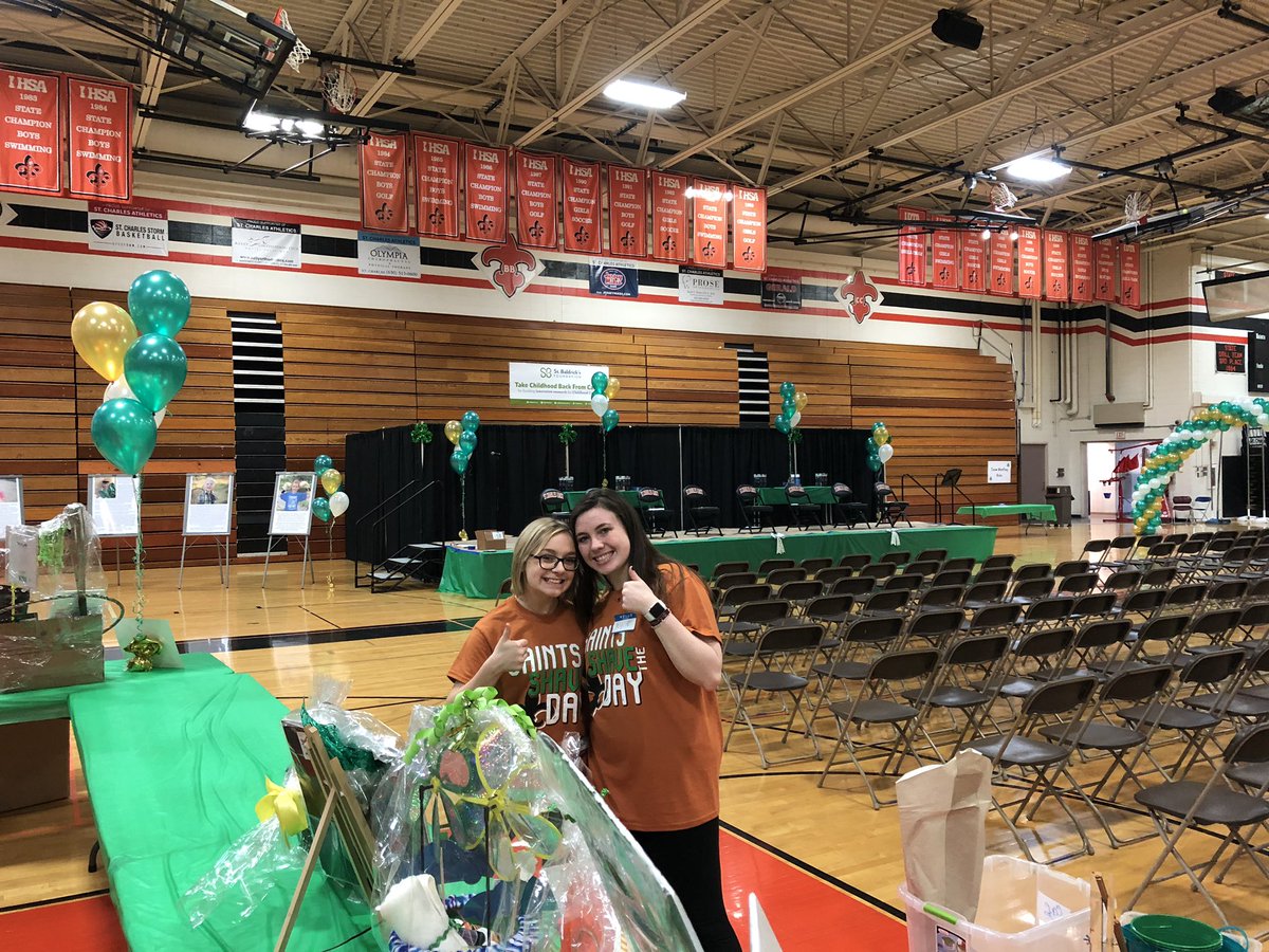 Come join the fun tonight <a href="/stcchallenge/">StCharlesChallenge</a>!  <a href="/kylieharrier/">Kylie Harrier</a> and <a href="/adriannastanke/">Adrianna Stanke</a> getting ready!  Thanks to Ms. Dandre for organizing!