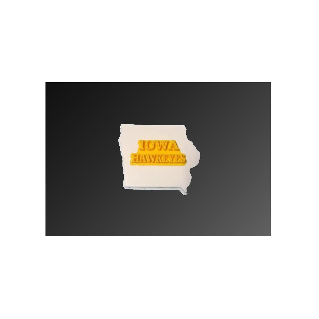 makeLabClinton's tweet photo. 3D printed home state pride! #3Dprinting #makerspace #Iowa https://t.co/pNBuBXcFbk